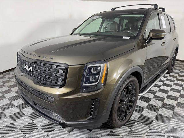 2022 Kia Telluride SX photo 3