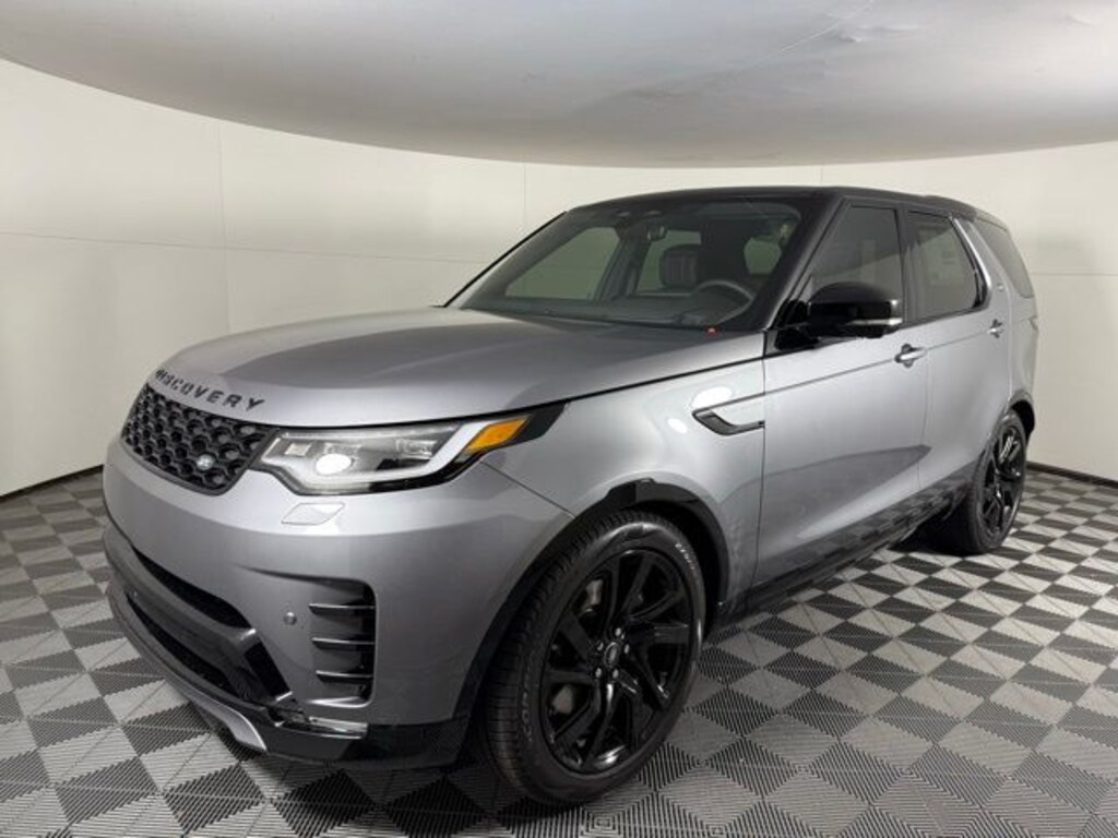 Used 2025 Land Rover Discovery Dynamic SE SUV