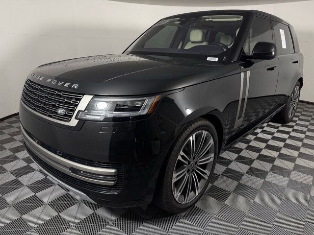 2023 Land Rover Range Rover Base photo 3