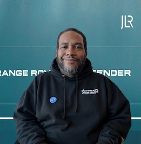 Staff member Andre Harlow from ID_b7764eba33d2