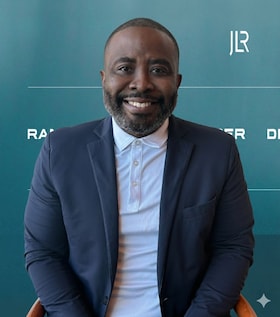 Staff member Eldric Brown from ID_d137b282a2fb