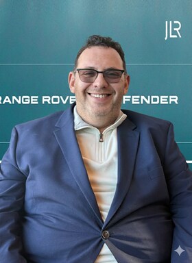 Staff member Viktor Reznik from ID_a6c02f26e507