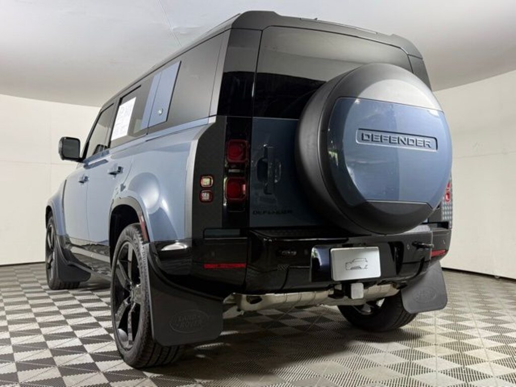 Certified 2024 Land Rover Defender 110 X-Dynamic SE SUV