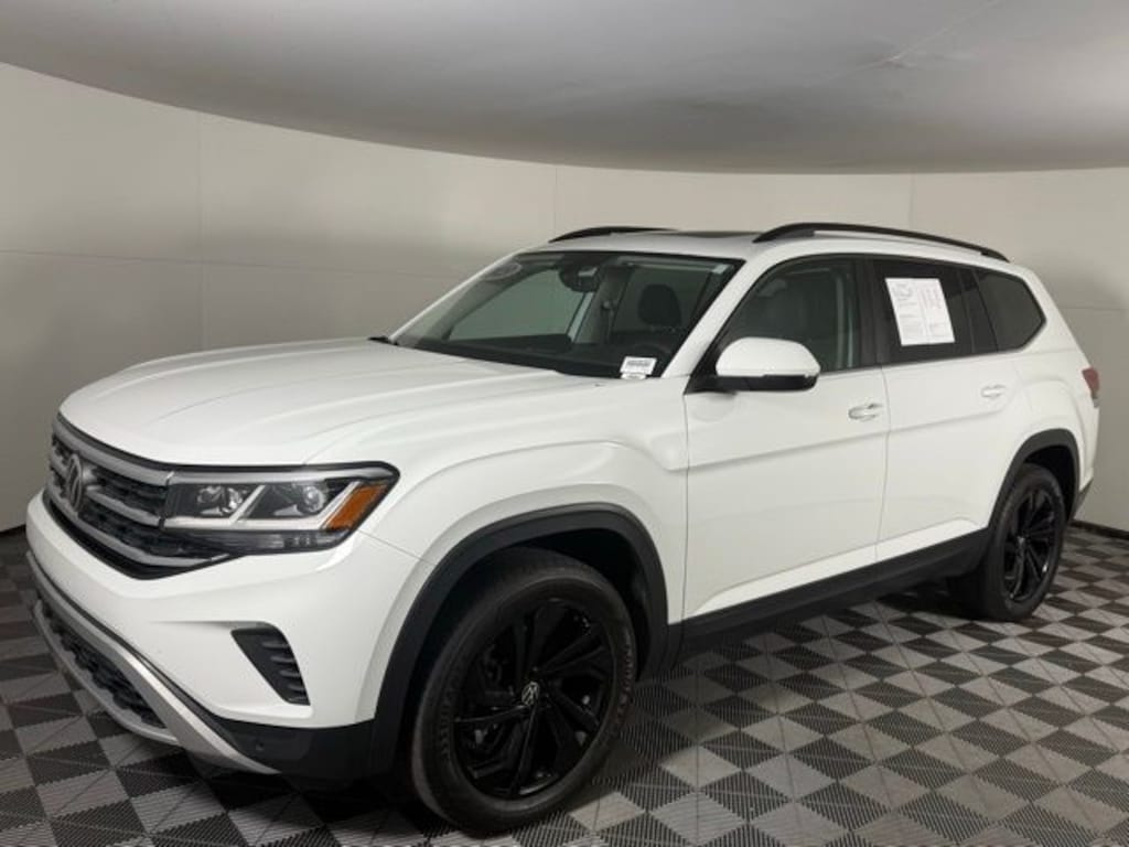 Used 2023 Volkswagen Atlas 3.6L V6 SE w/Technology SUV