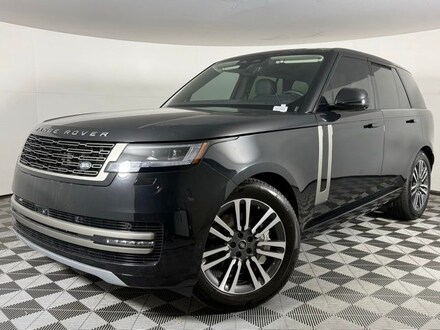 2025 Land Rover Range Rover SE SUV