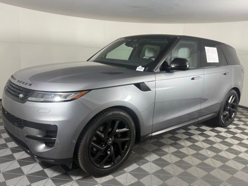 Used 2025 Land Rover Range Rover Sport SE SUV