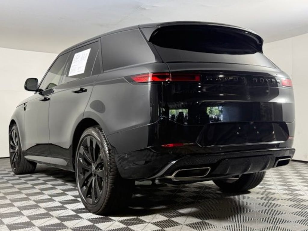 Used 2024 Land Rover Range Rover Sport Dynamic SE SUV