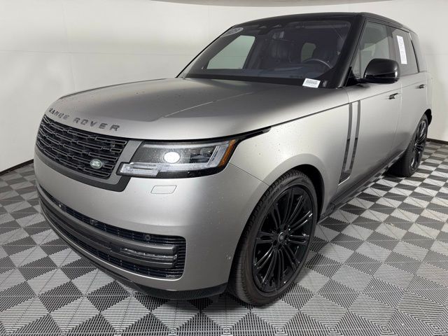 2023 Land Rover Range Rover Autobiography photo 2