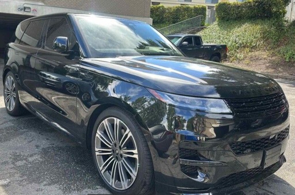 Used 2025 Land Rover Range Rover Sport Dynamic SE SUV