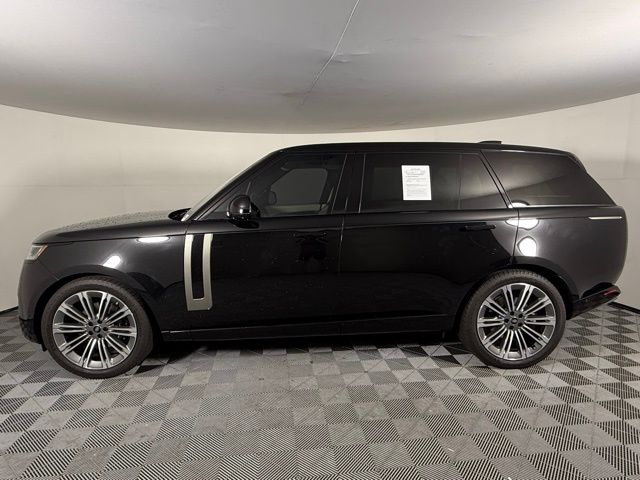 2023 Land Rover Range Rover Base photo 4