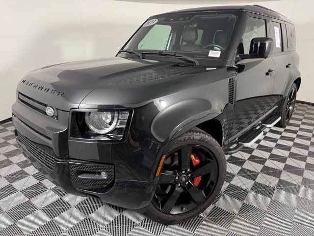 2023 Land Rover Defender 110 photo 2