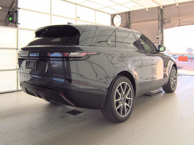 2022 Land Rover Range Rover Velar P250 R-Dynamic S photo 4
