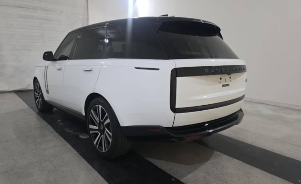 Used 2023 Land Rover Range Rover SE SUV