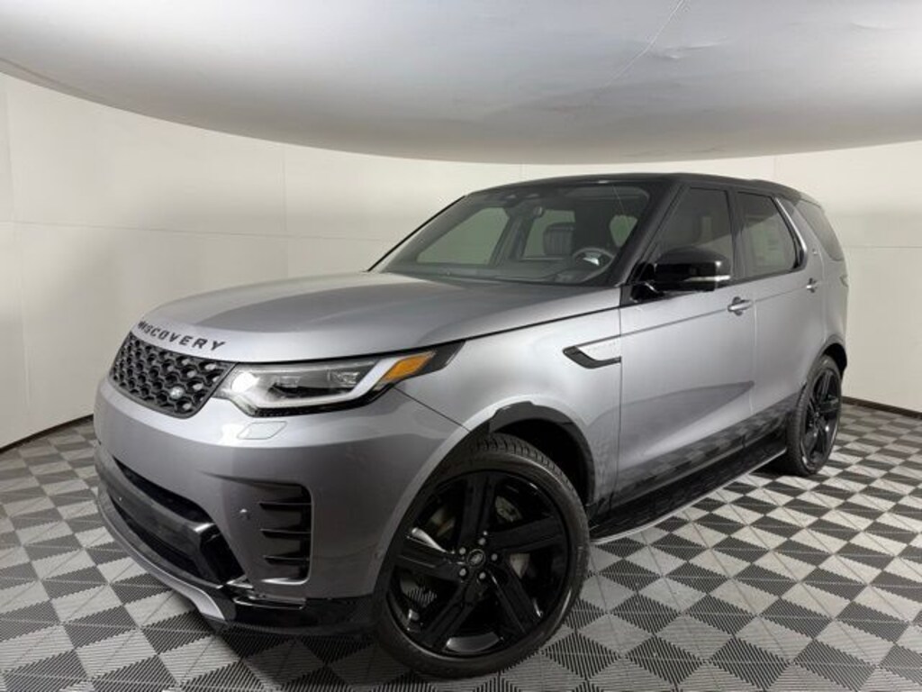 Certified 2025 Land Rover Discovery Dynamic SE SUV