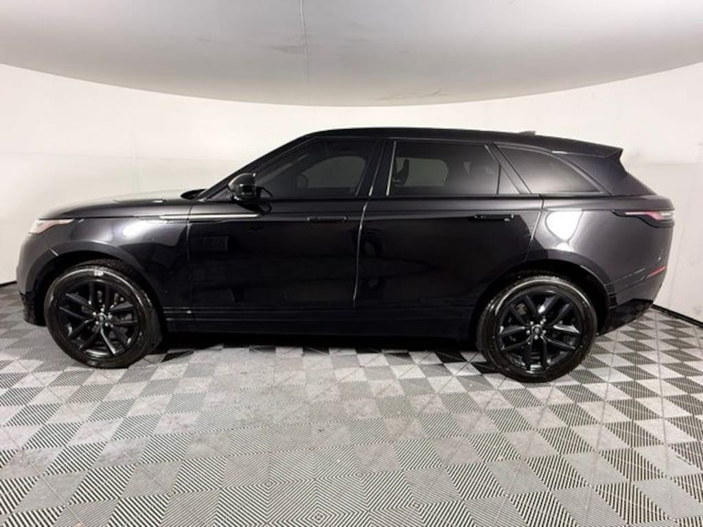 Used 2024 Land Rover Range Rover Velar Dynamic SE SUV