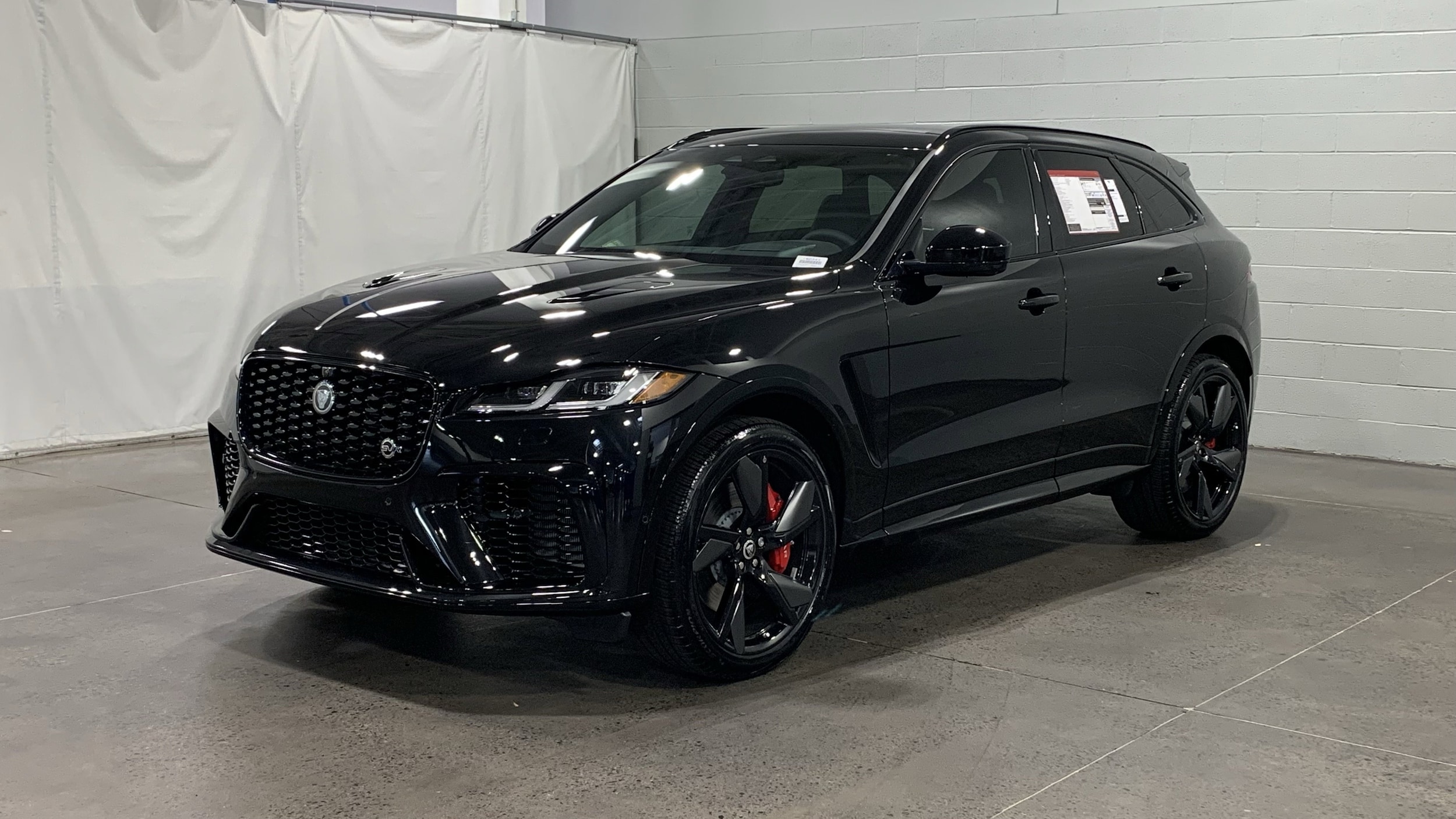 2026 Jaguar F-Pace SVR's photo