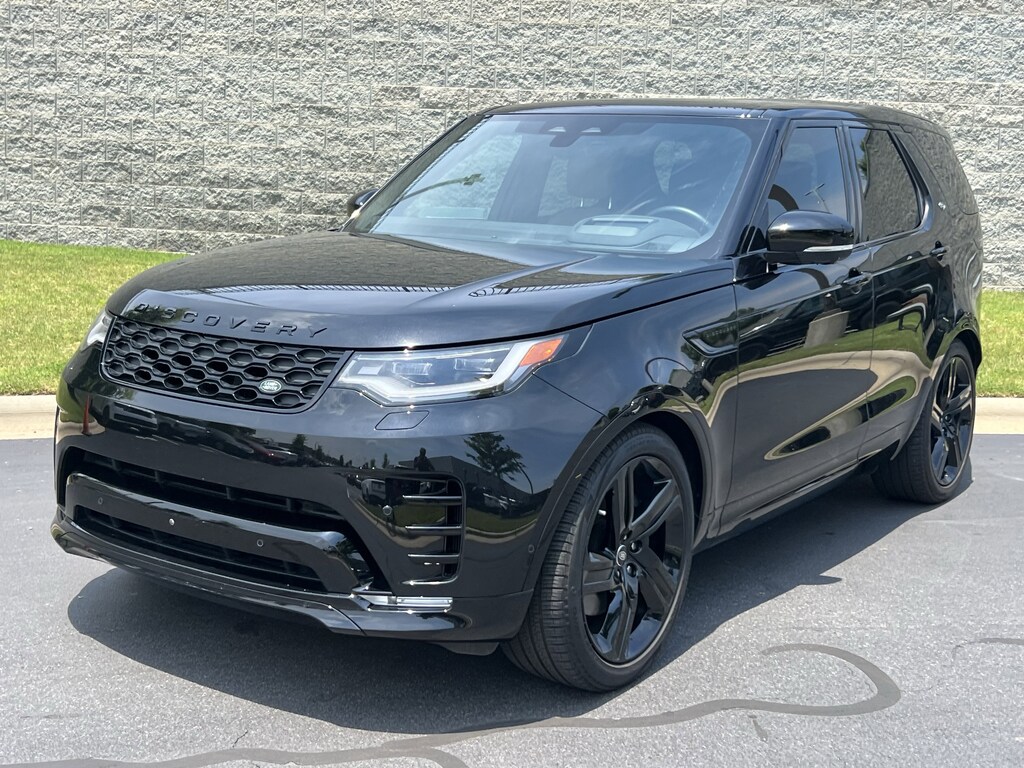 Certified 2025 Land Rover Discovery Dynamic SE SUV