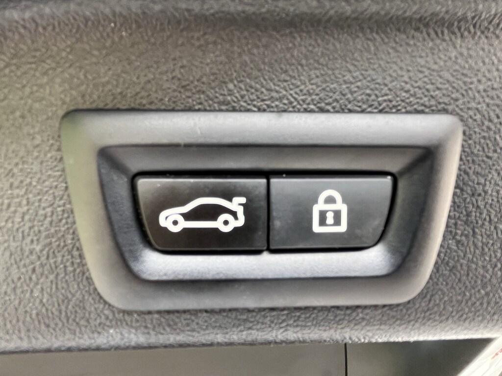 Used 2022 BMW X5 xDrive40i SUV