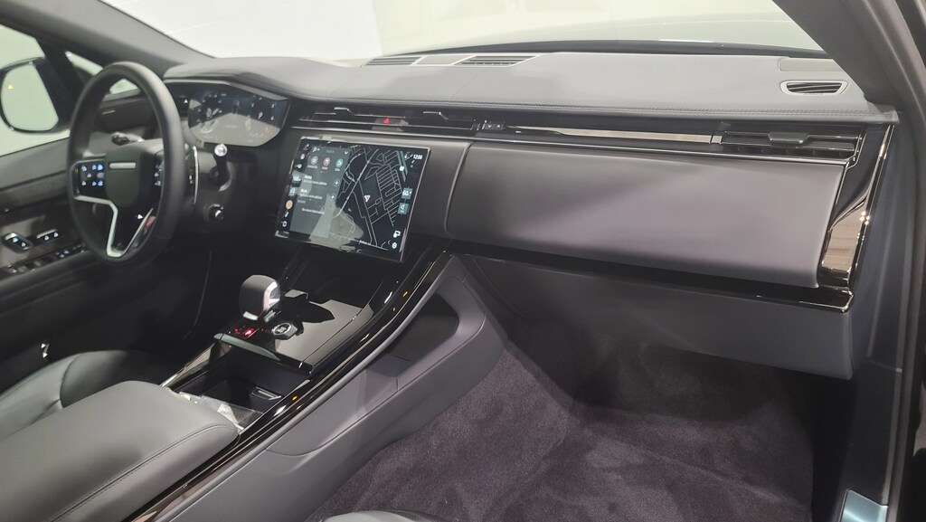 Used 2026 Land Rover Range Rover Sport SE SUV
