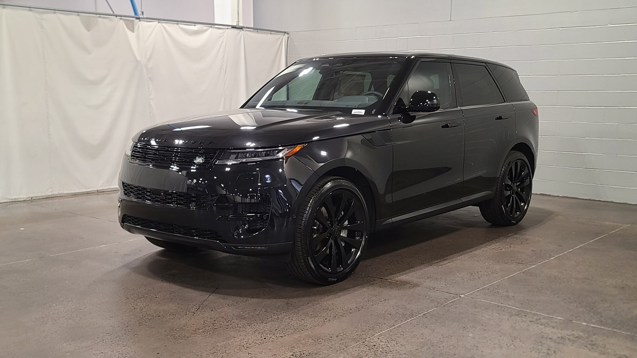 2026 Land Rover Range Rover Sport P360 SE MHEV's photo