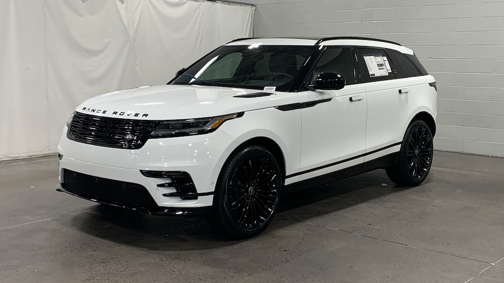Used 2026 Land Rover Range Rover Velar Dynamic SE SUV