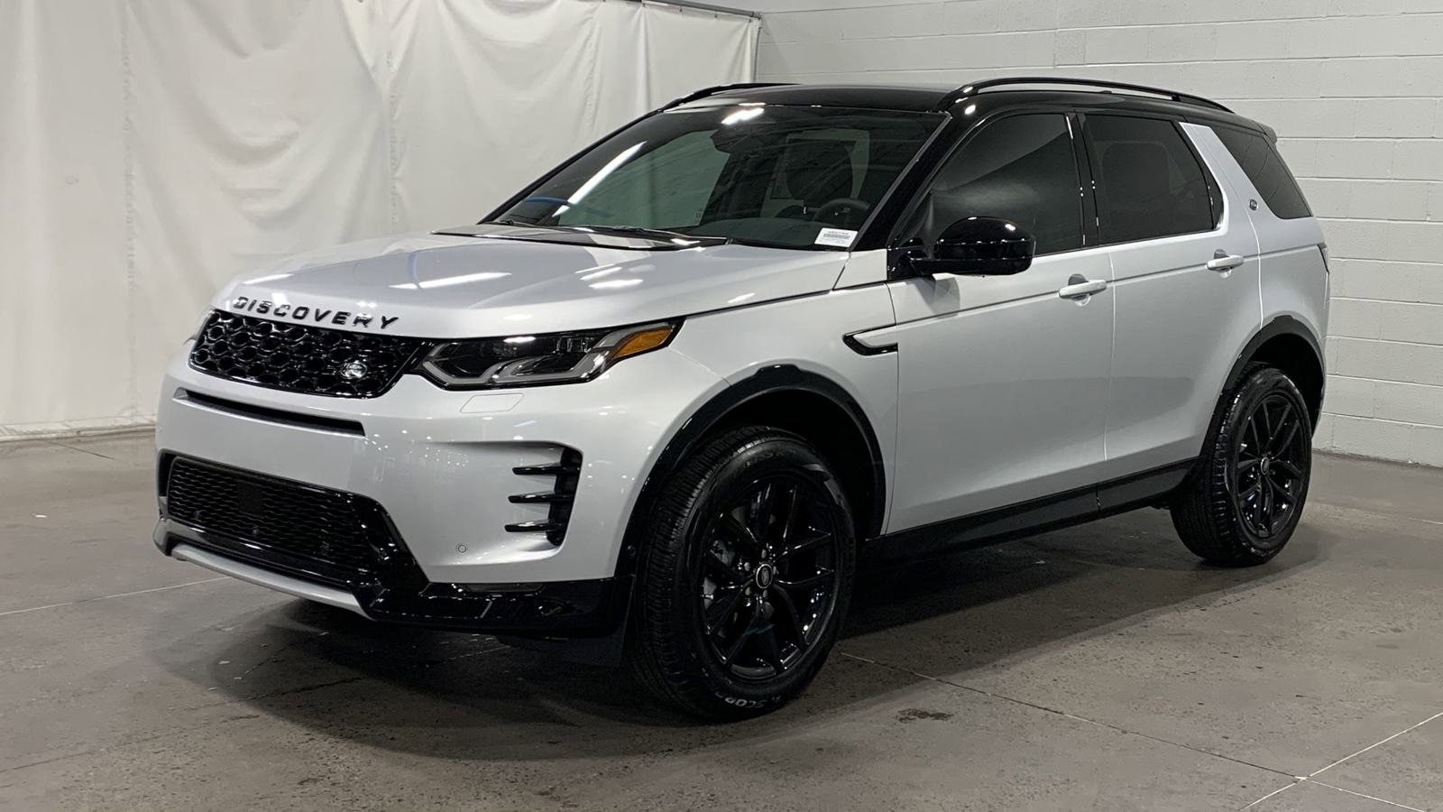 2025 Land Rover Discovery Sport Dynamic SE's photo