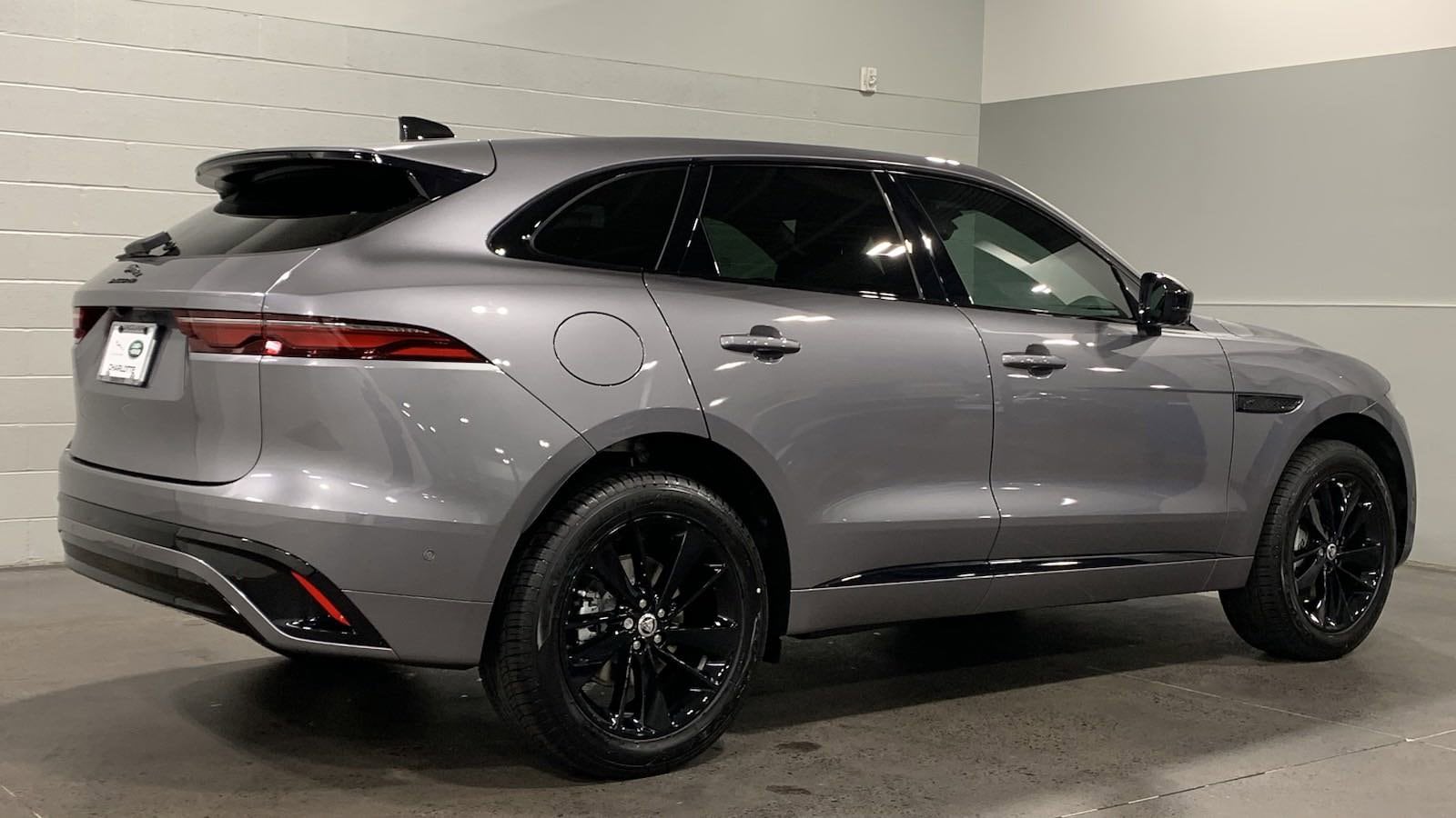 Used 2025 Jaguar F-PACE R-Dynamic S with VIN SADCT2EX3SA748877 for sale in Kansas City