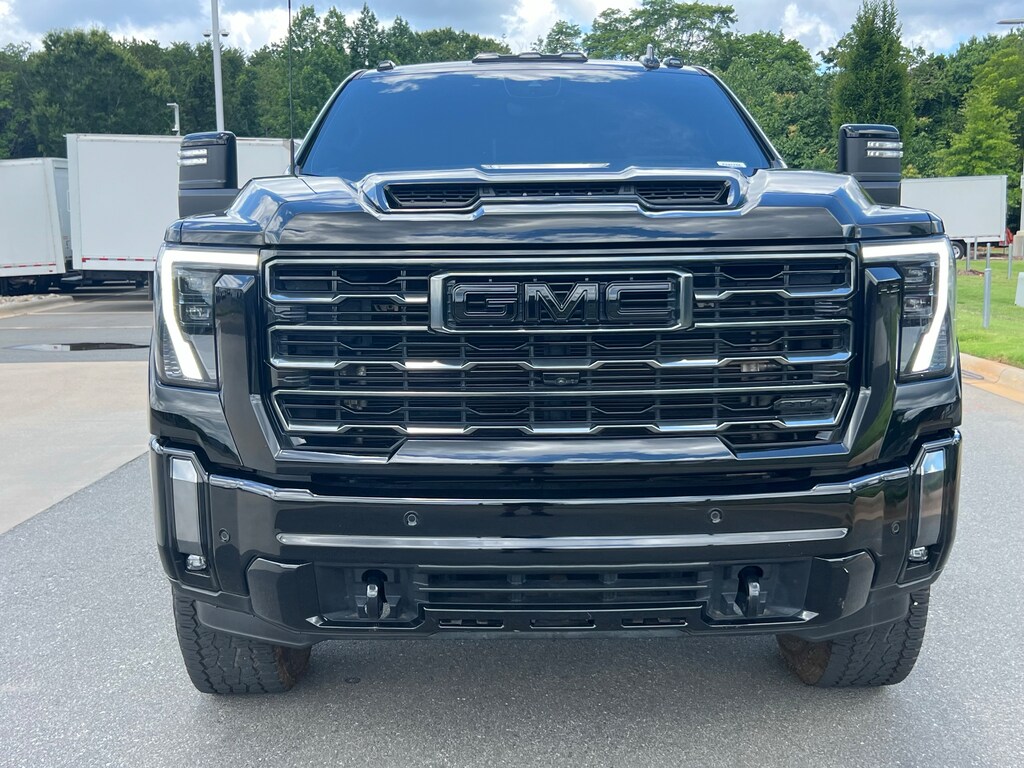 Used 2024 GMC Sierra 2500HD AT4 Pickup