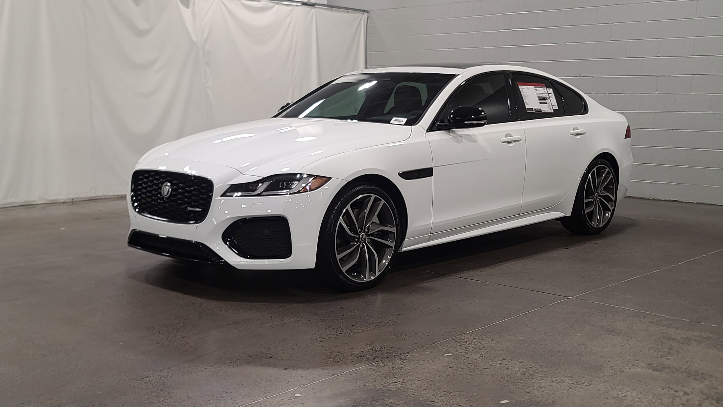 2024 Jaguar XF P300 R-Dynamic SE's photo