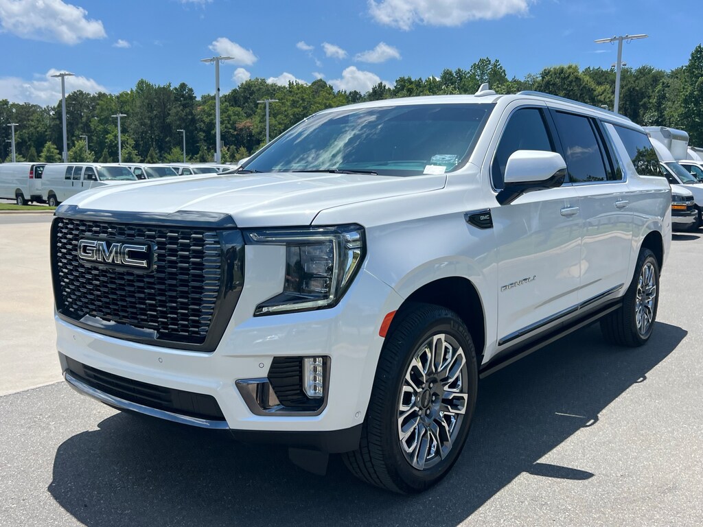 Used 2023 GMC Yukon XL Denali Ultimate SUV