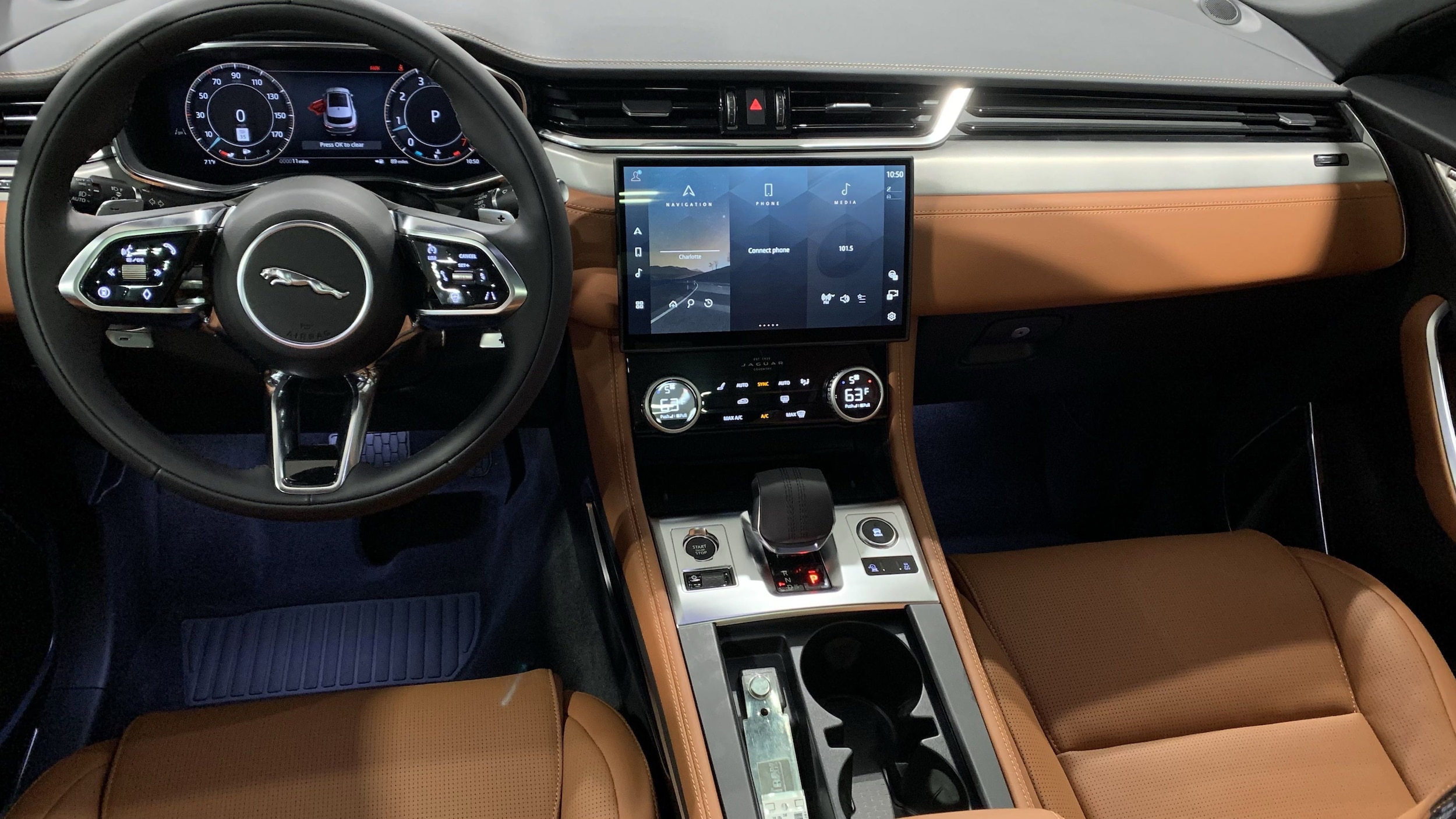 2026 Jaguar F-PACE R-Dynamic S photo 4