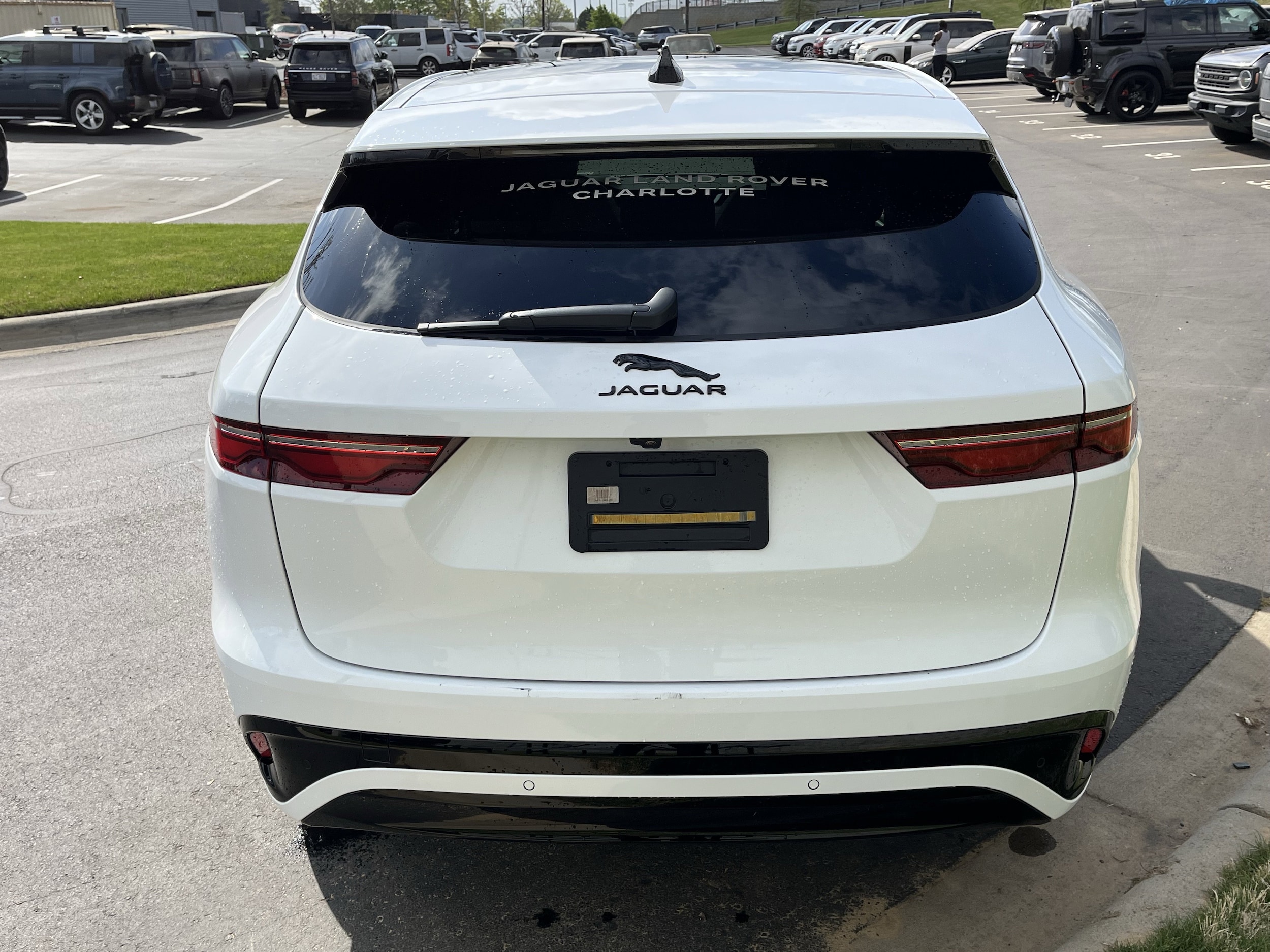 2025 Jaguar F-PACE R-Dynamic S photo 4