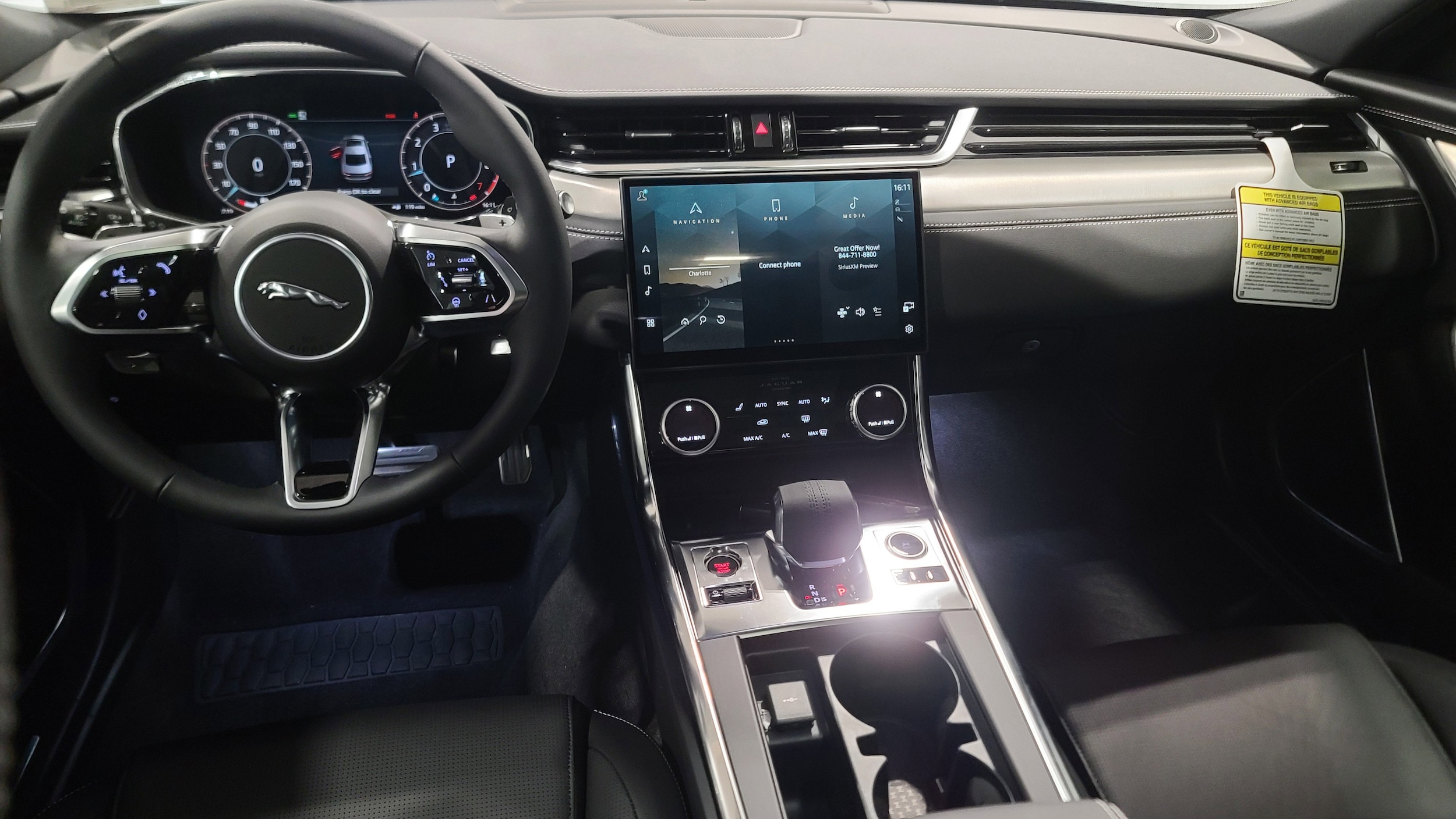 2024 Jaguar XF R-Dynamic SE photo 4