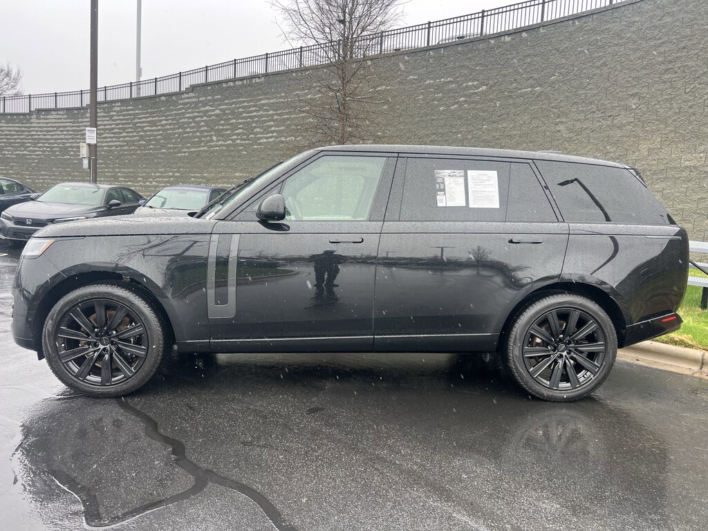 Certified 2025 Land Rover Range Rover SE SUV