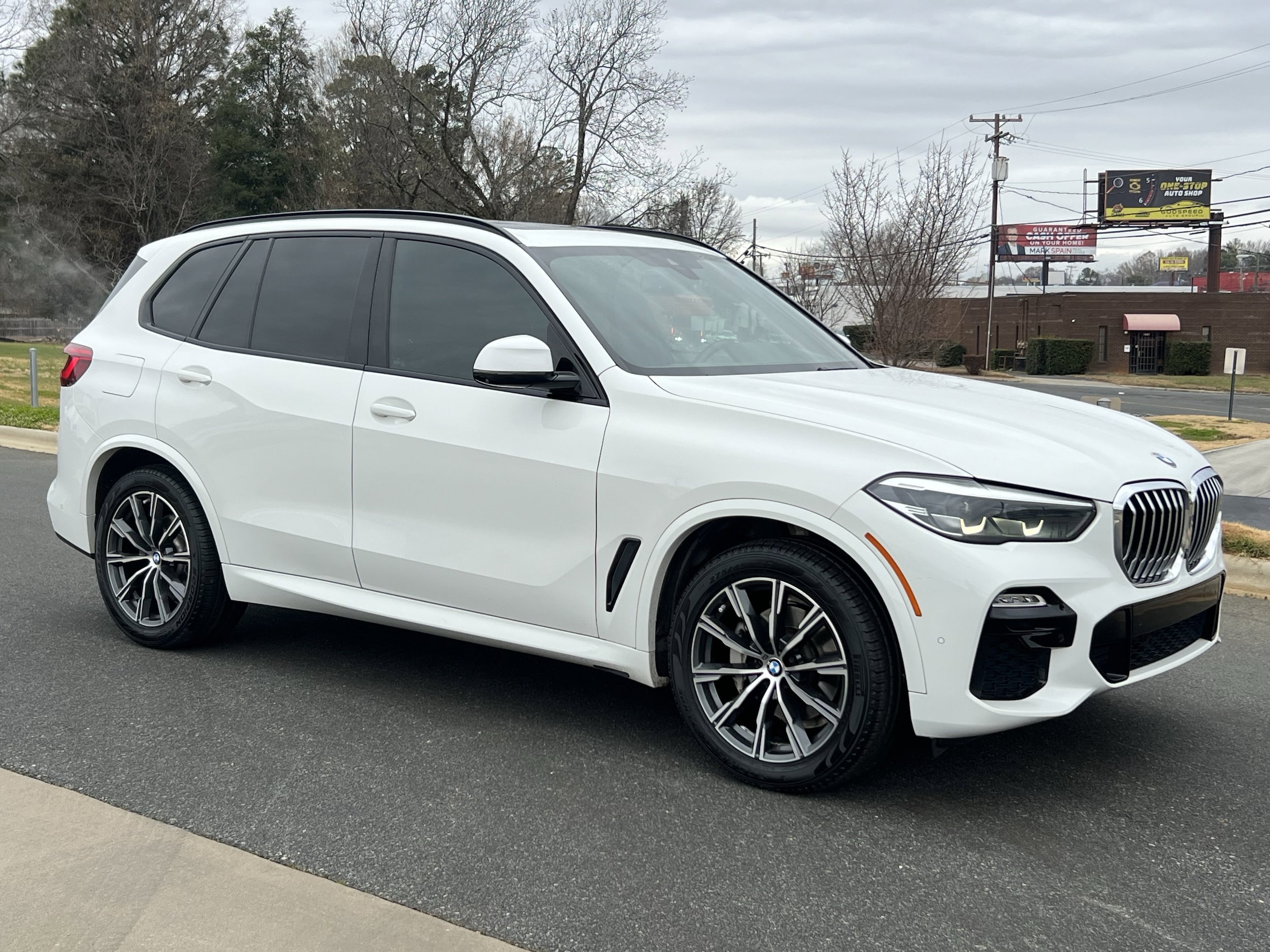 2019 BMW X5 40i's photo