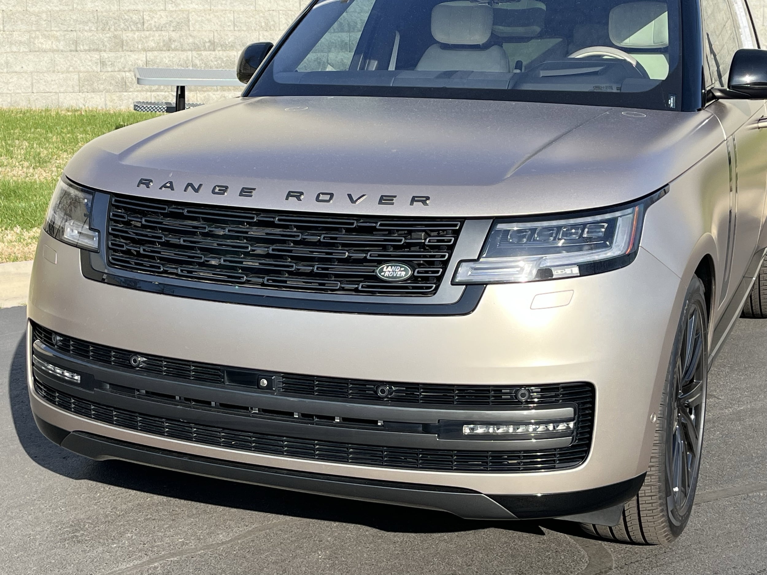 2023 Land Rover Range Rover First Edition photo 3