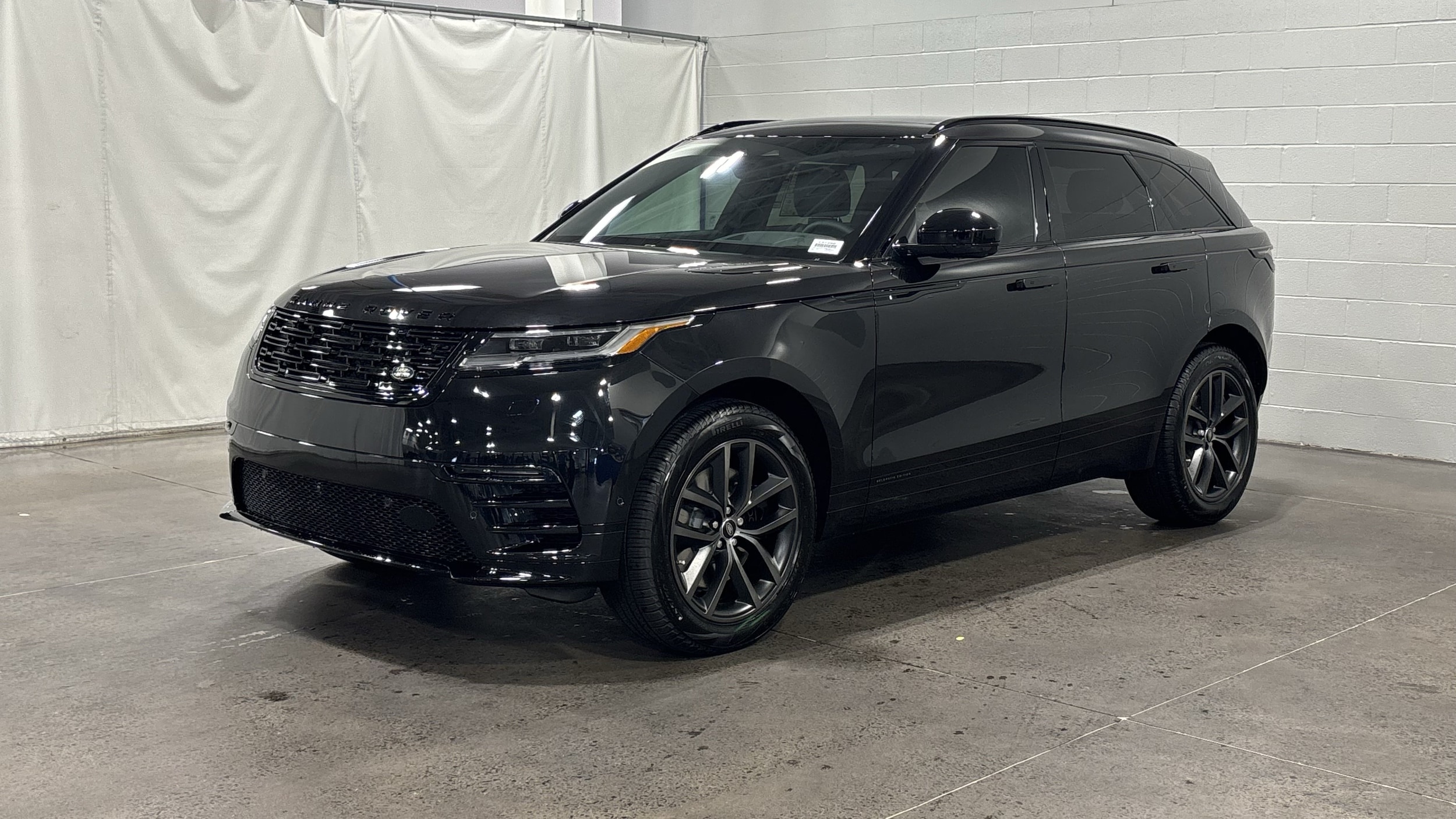 2026 Land Rover Range Rover Velar Belgravia Edition P250's photo