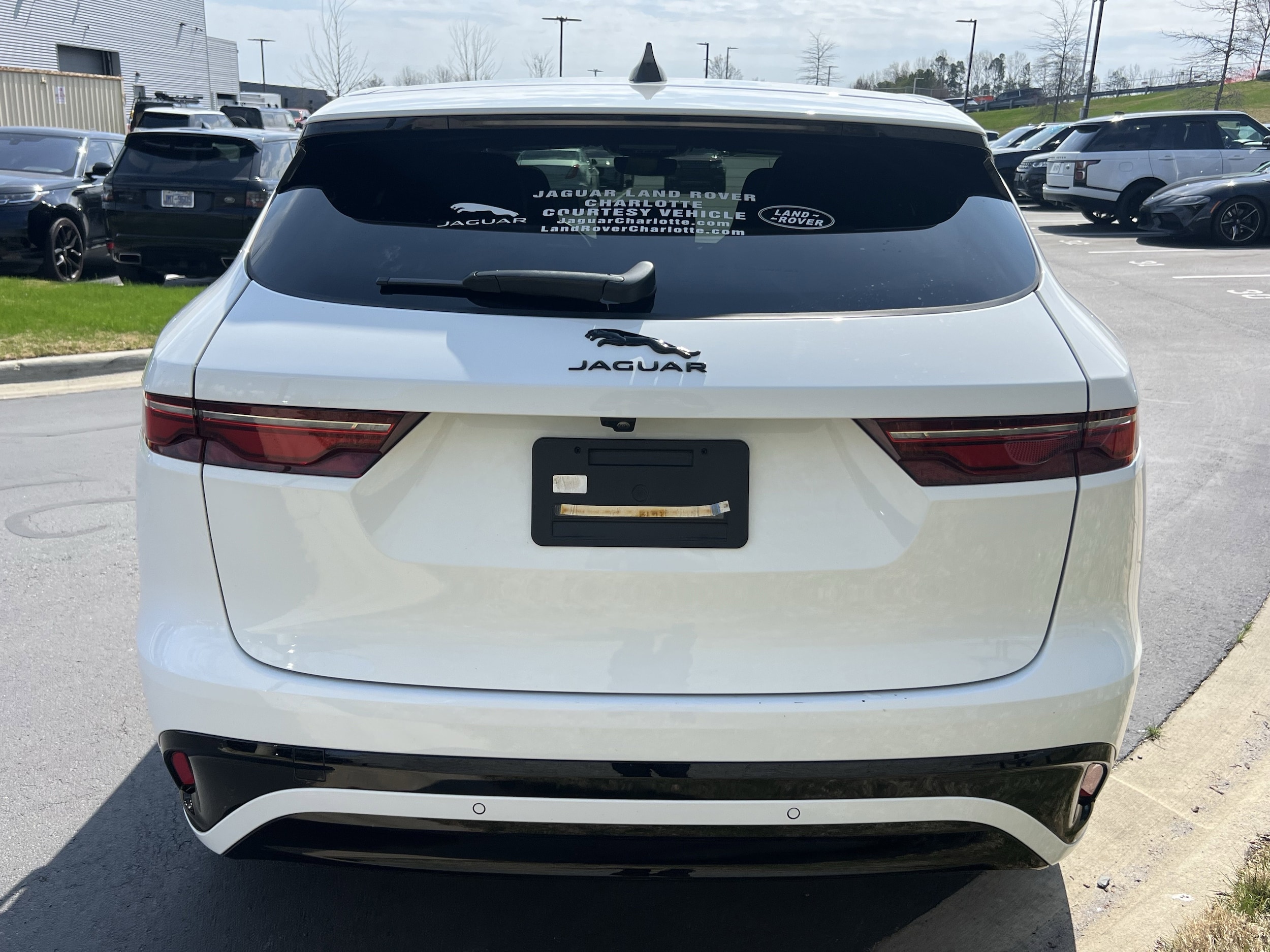 2025 Jaguar F-PACE R-Dynamic S photo 4