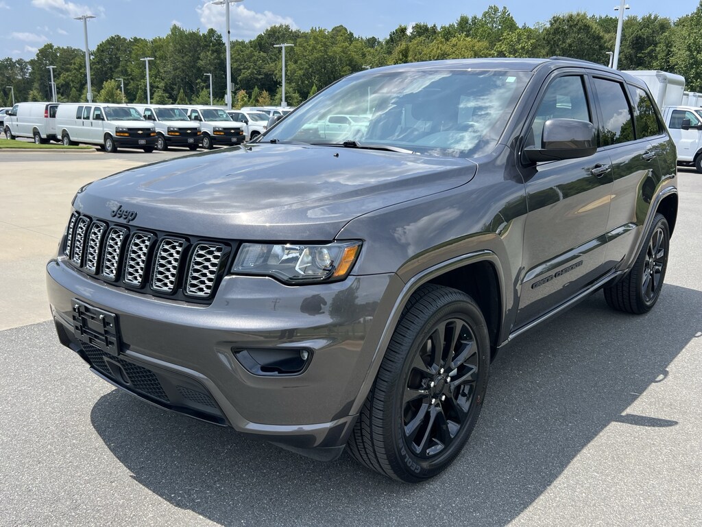 Used 2021 Jeep Grand Cherokee Laredo X SUV
