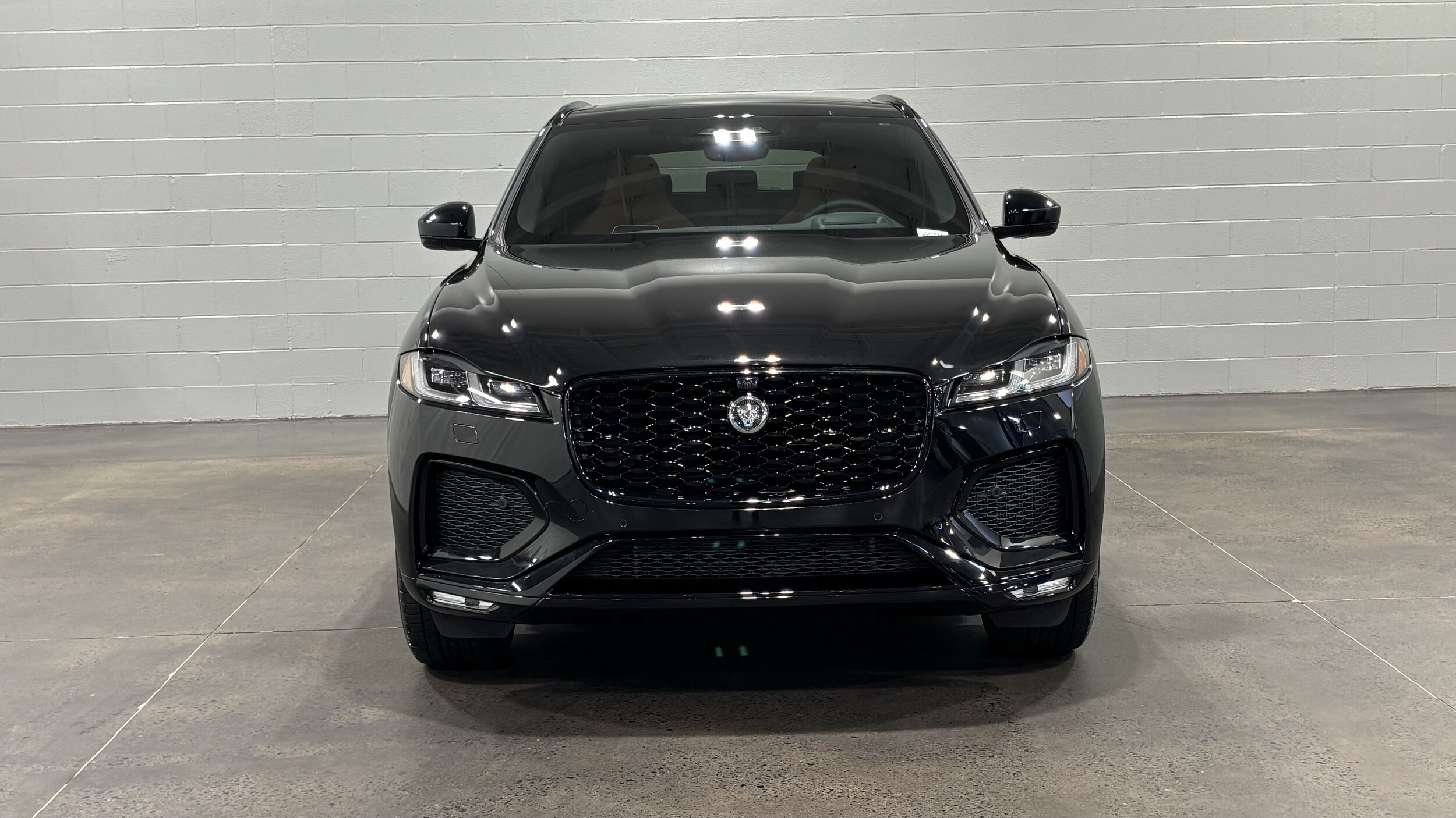 Jaguar F-PACE P400 R-Dynamic S