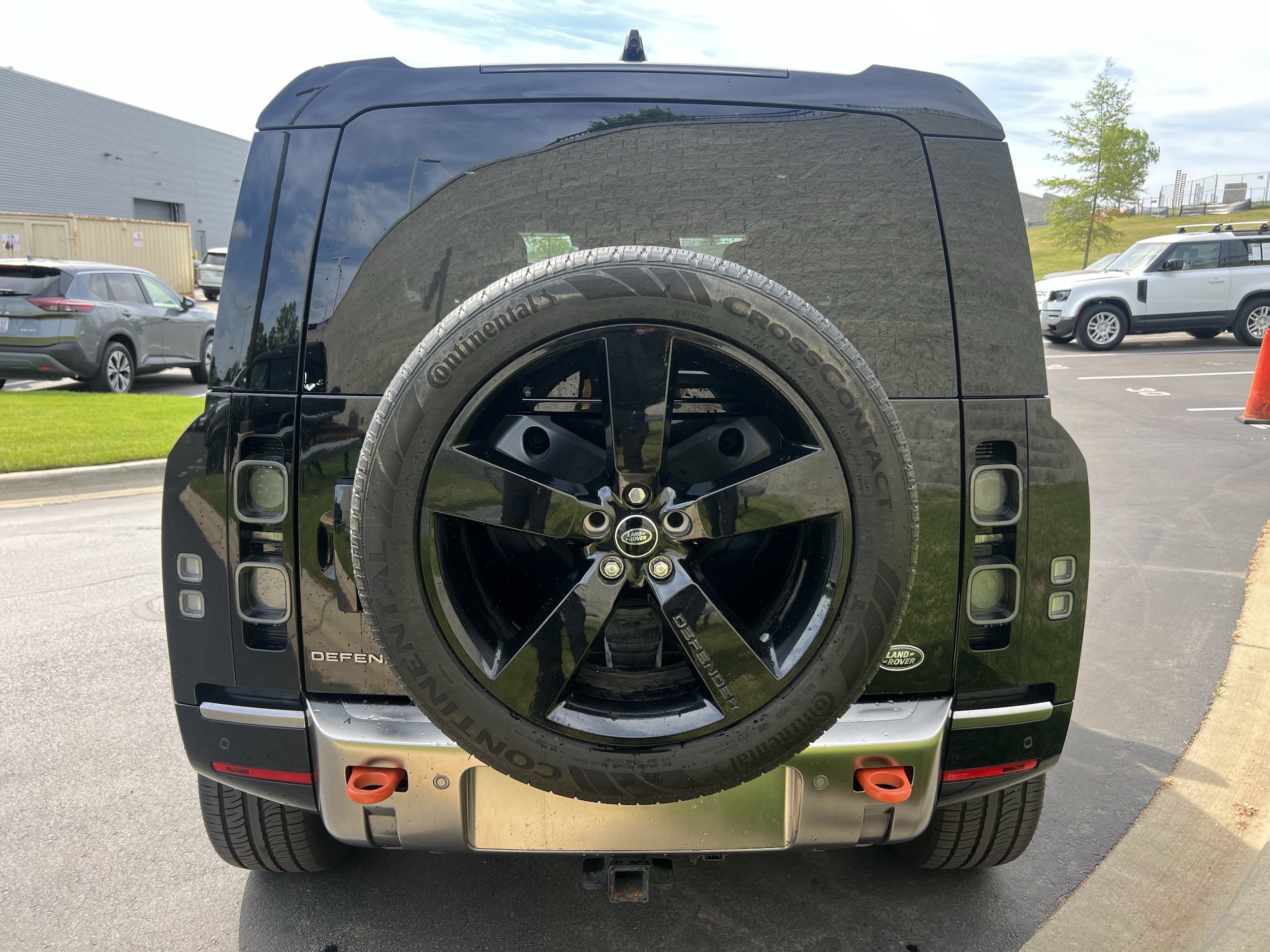 2023 Land Rover Defender 90 X AWD photo 5