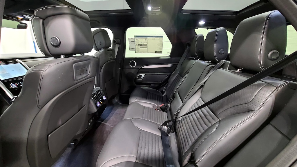 Used 2026 Land Rover Discovery SUV