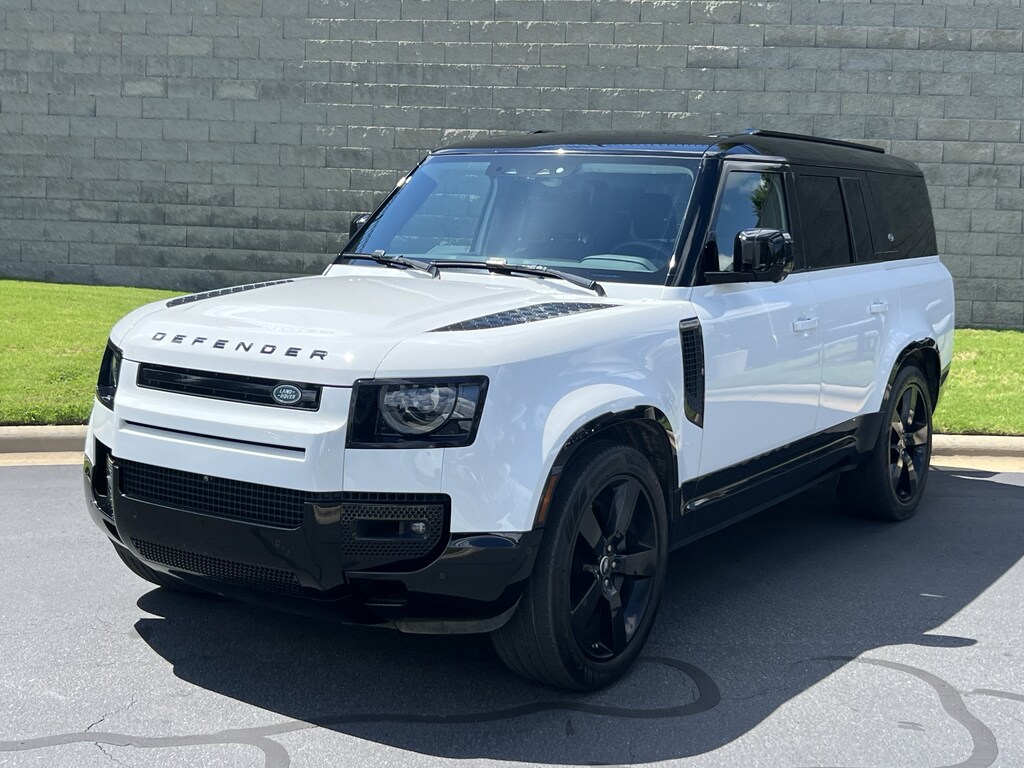Used 2024 Land Rover Defender 130 P400 X-Dynamic SE SUV