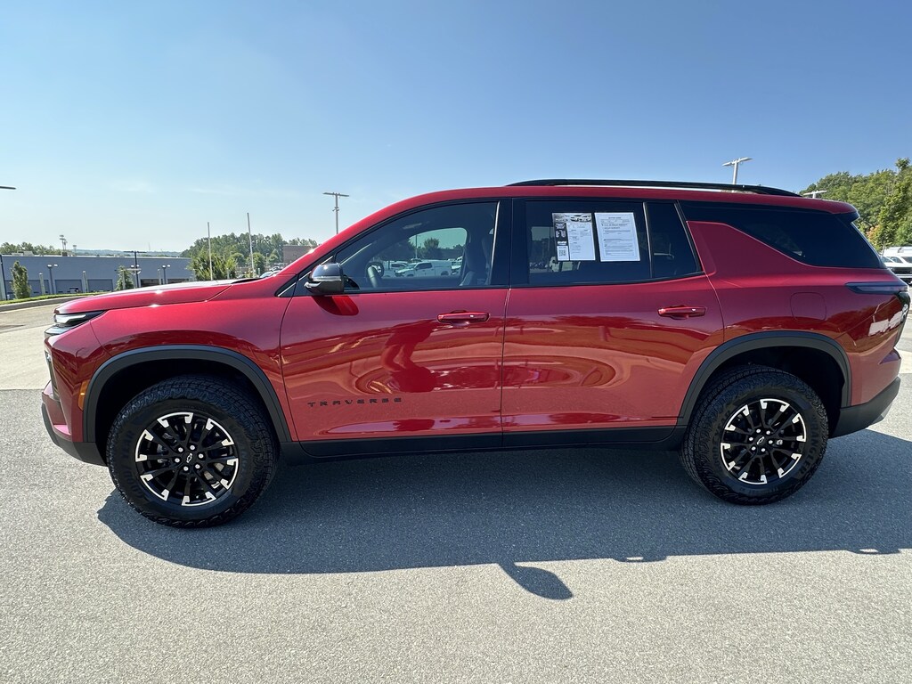 Used 2026 Chevrolet Traverse AWD Z71 SUV