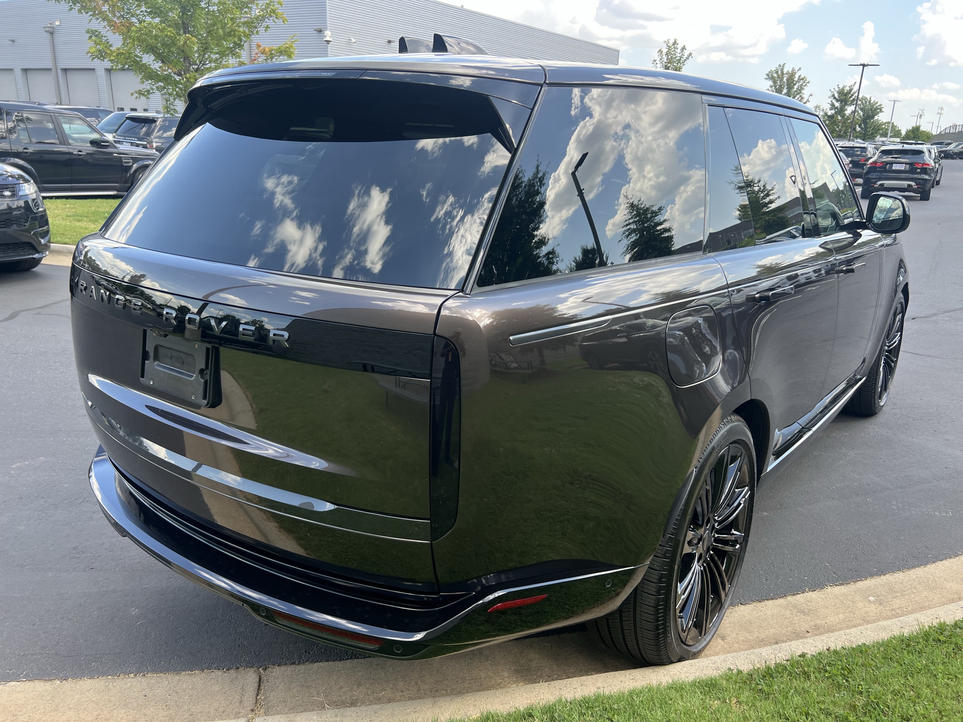 Certified 2026 Land Rover Range Rover SE SUV