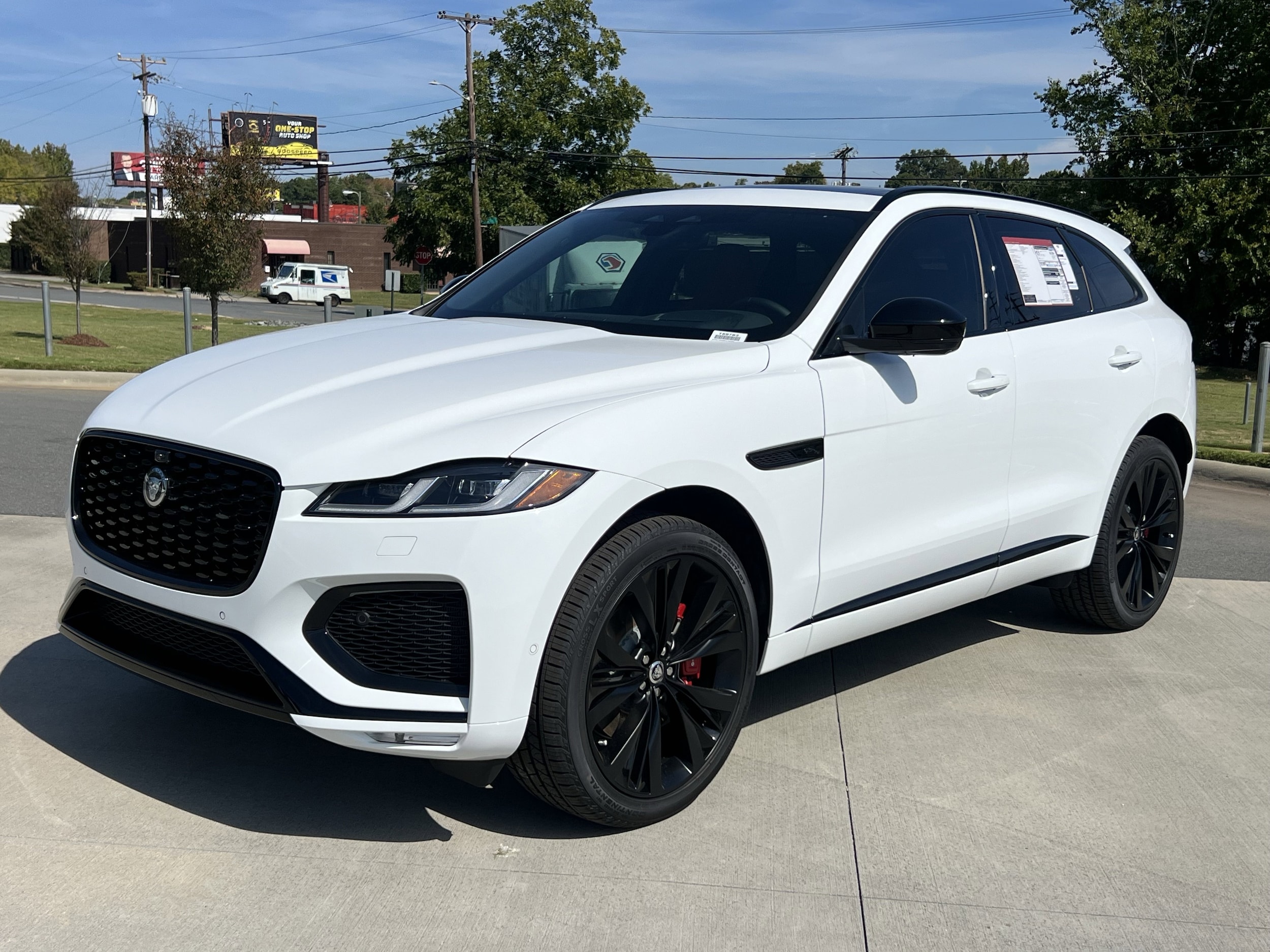 2026 Jaguar F-Pace R-Dynamic S's photo