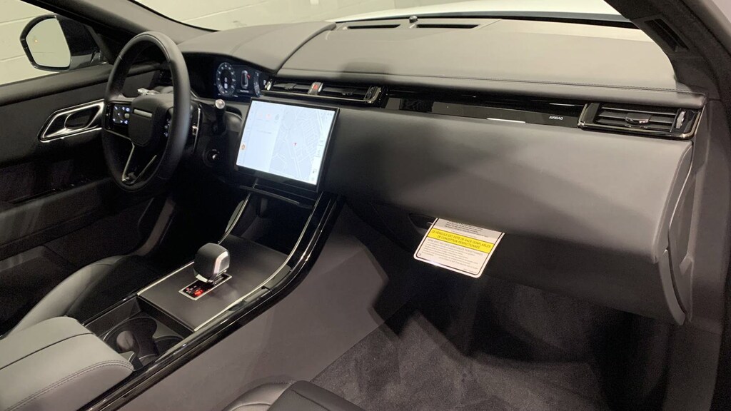 Used 2026 Land Rover Range Rover Velar Dynamic SE SUV