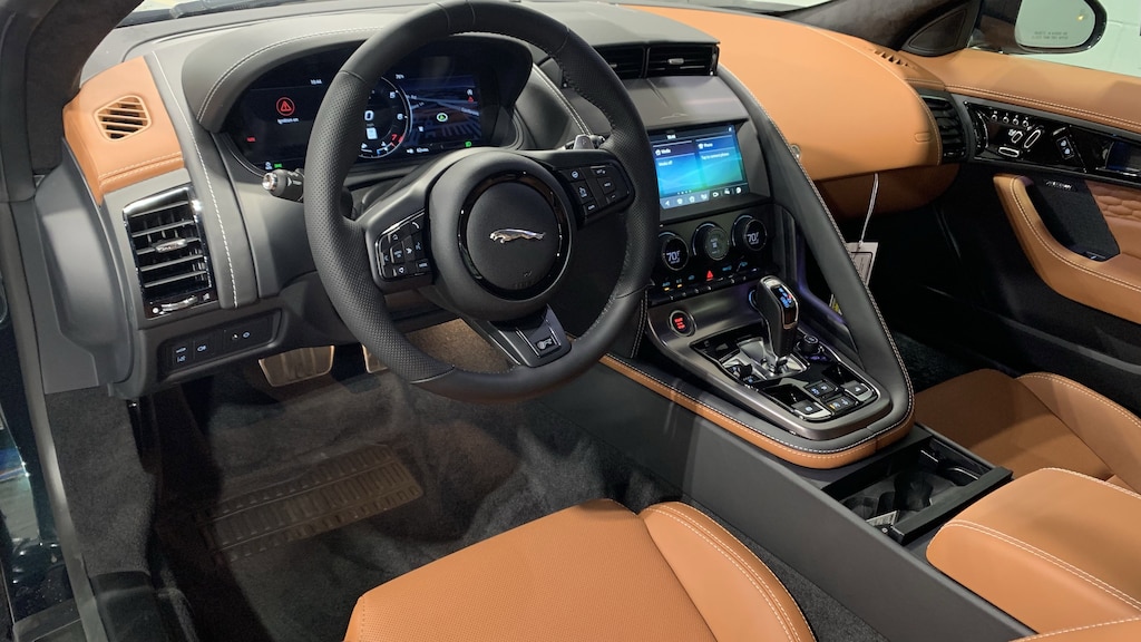 New 2024 Jaguar F-TYPE R 575PS Auto Convertible