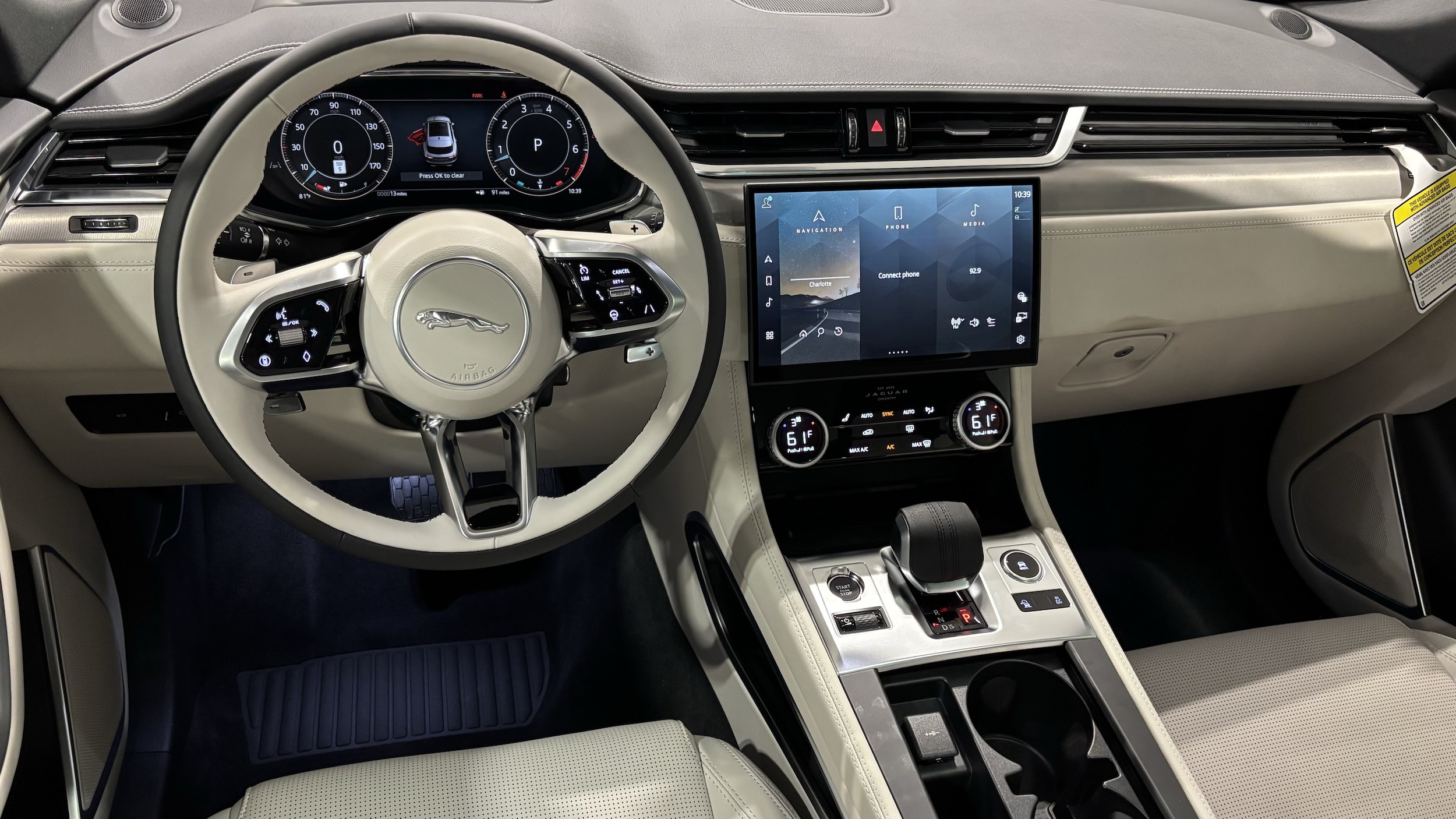 Jaguar F-PACE P400 R-Dynamic S