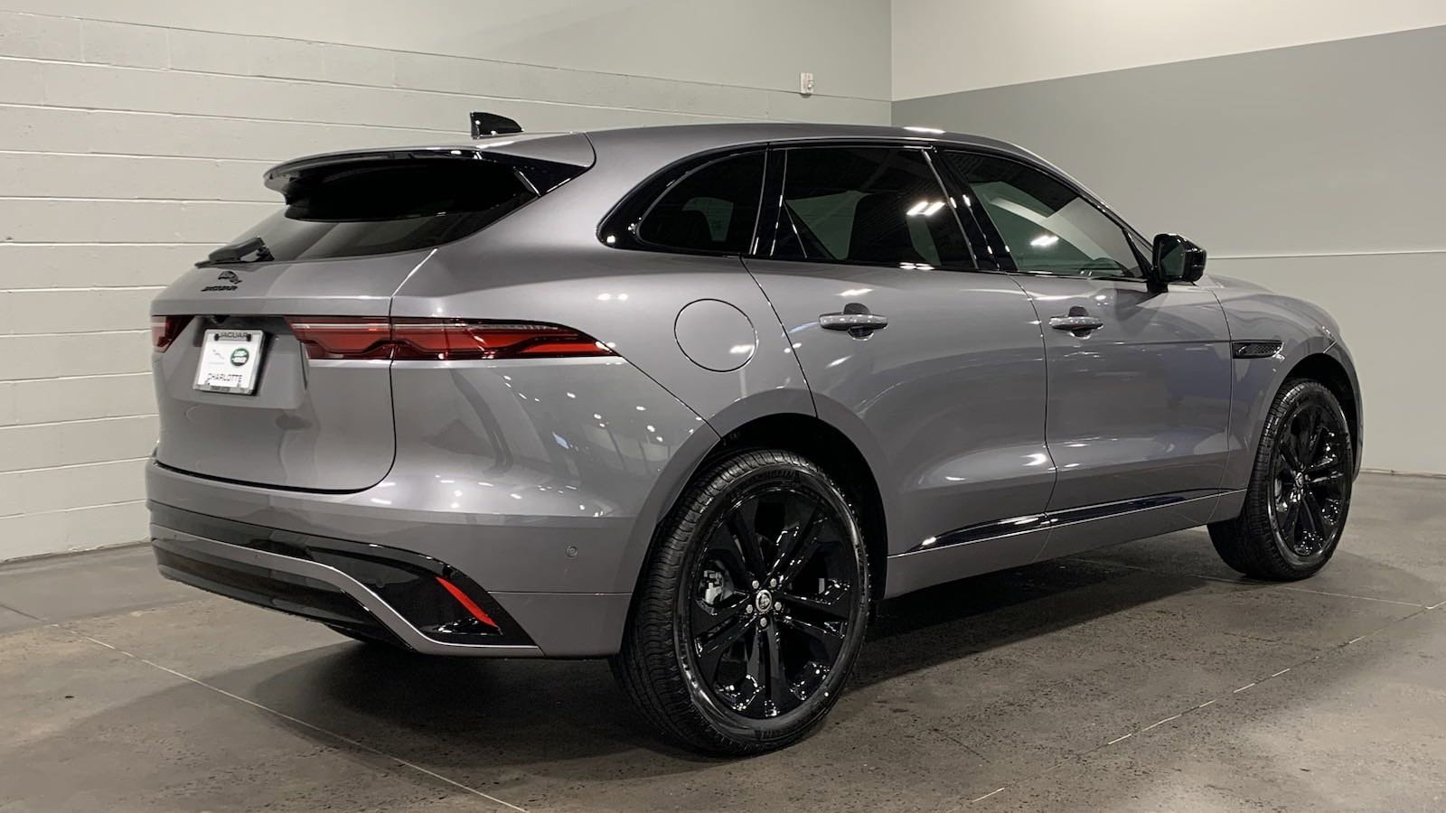 Used 2025 Jaguar F-PACE R-Dynamic S with VIN SADCT2EX6SA749165 for sale in Kansas City